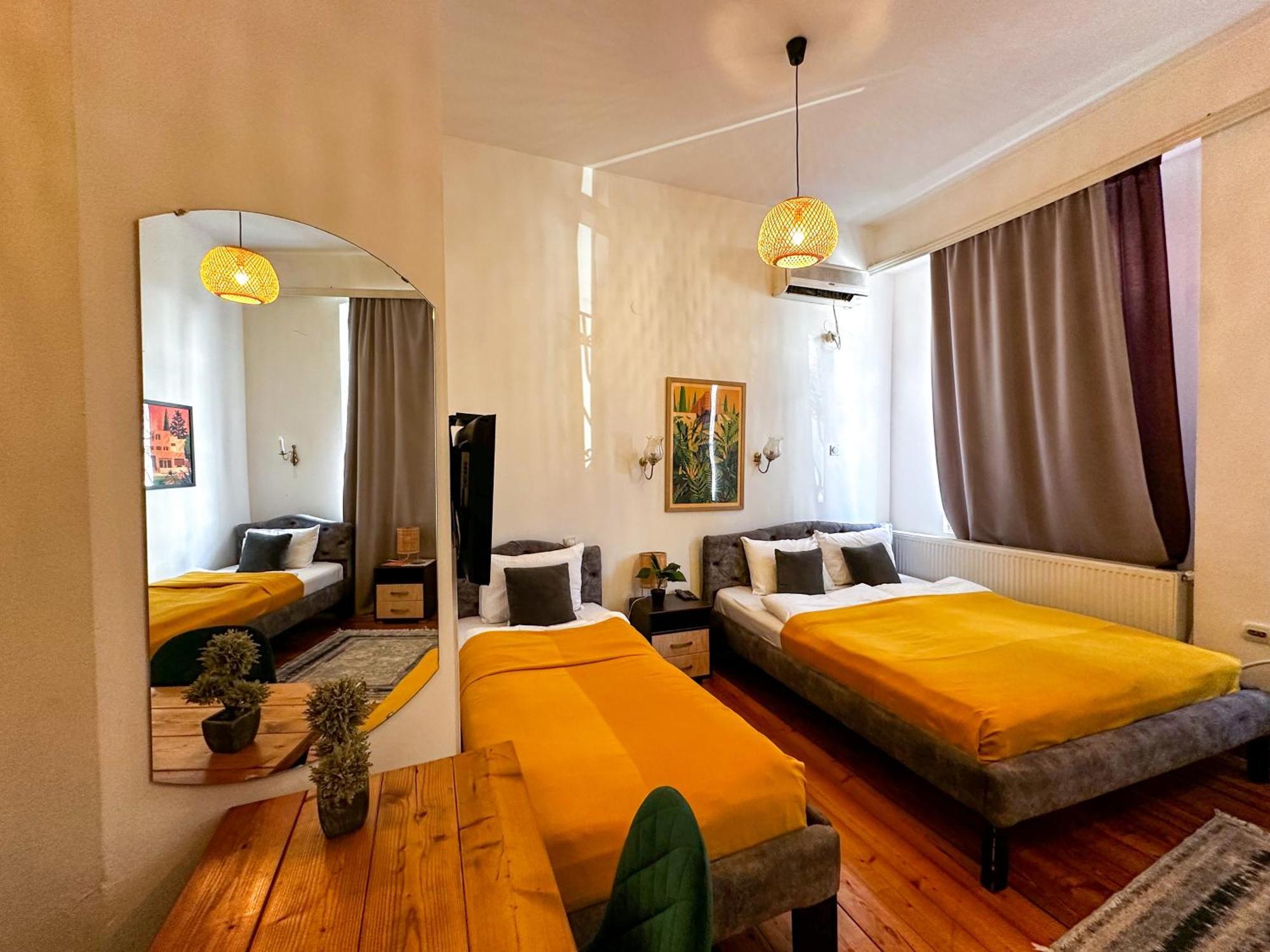 The Only One Apartments Nis Bagian luar foto